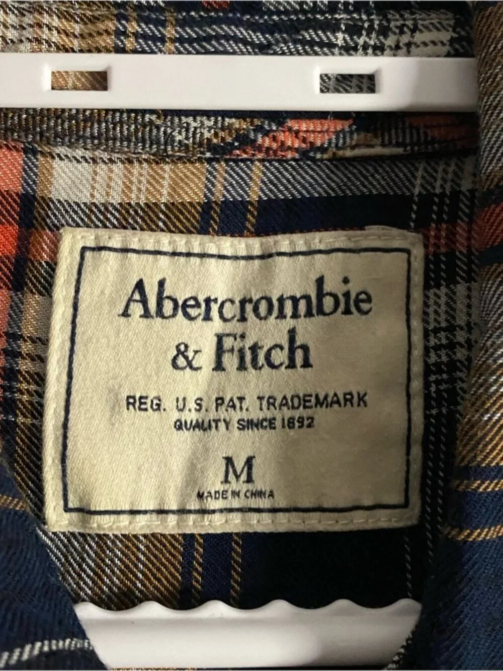 Abercrombie & Fitch Women's Soft and Cozy Casual Plaid Button-Down Shirt